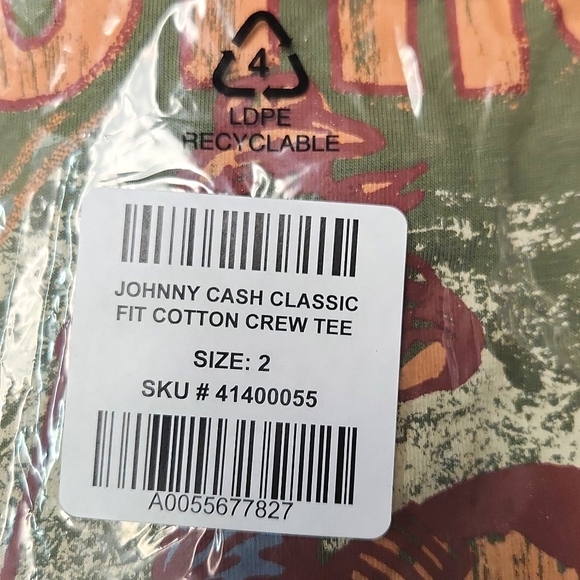 ❤️NWT VINTAGE TORRID CONCERT TEE - JOHNNY CASH CLASSIC ROCK COUNTRY BAND - PLUS - Picture 5 of 12